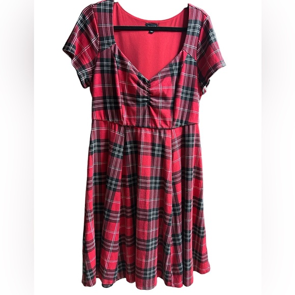torrid Dresses & Skirts - Torrid Size 1 Red Plaid Skater Dress, V Neck, Heavyweight Fabric